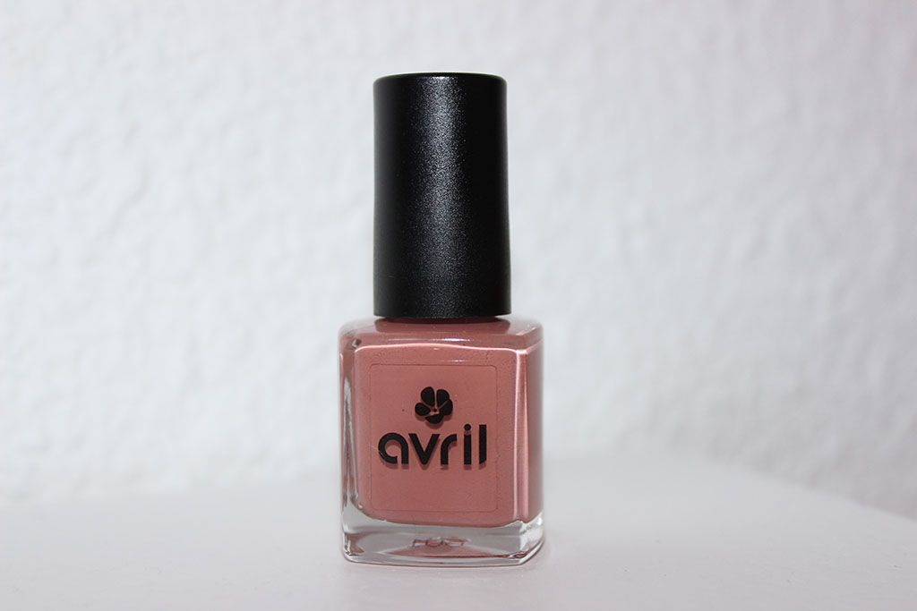 vernis_ongles_nude_avril_1